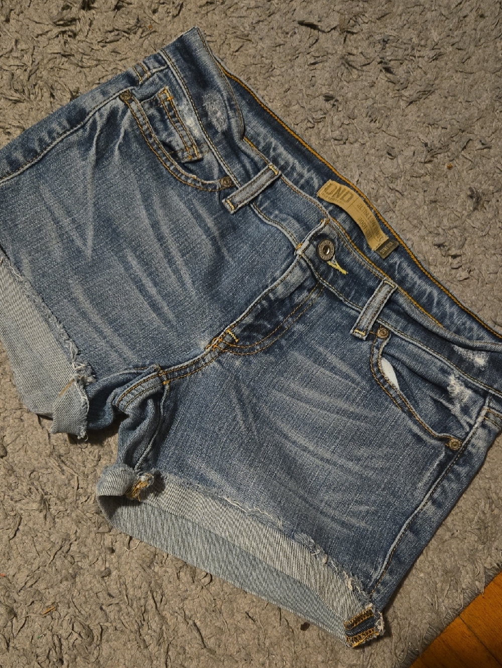 Old NAVY Size 4 Low Rise Jeans Cut Off Into Blue Denim Cutoff Women’s Shorts
